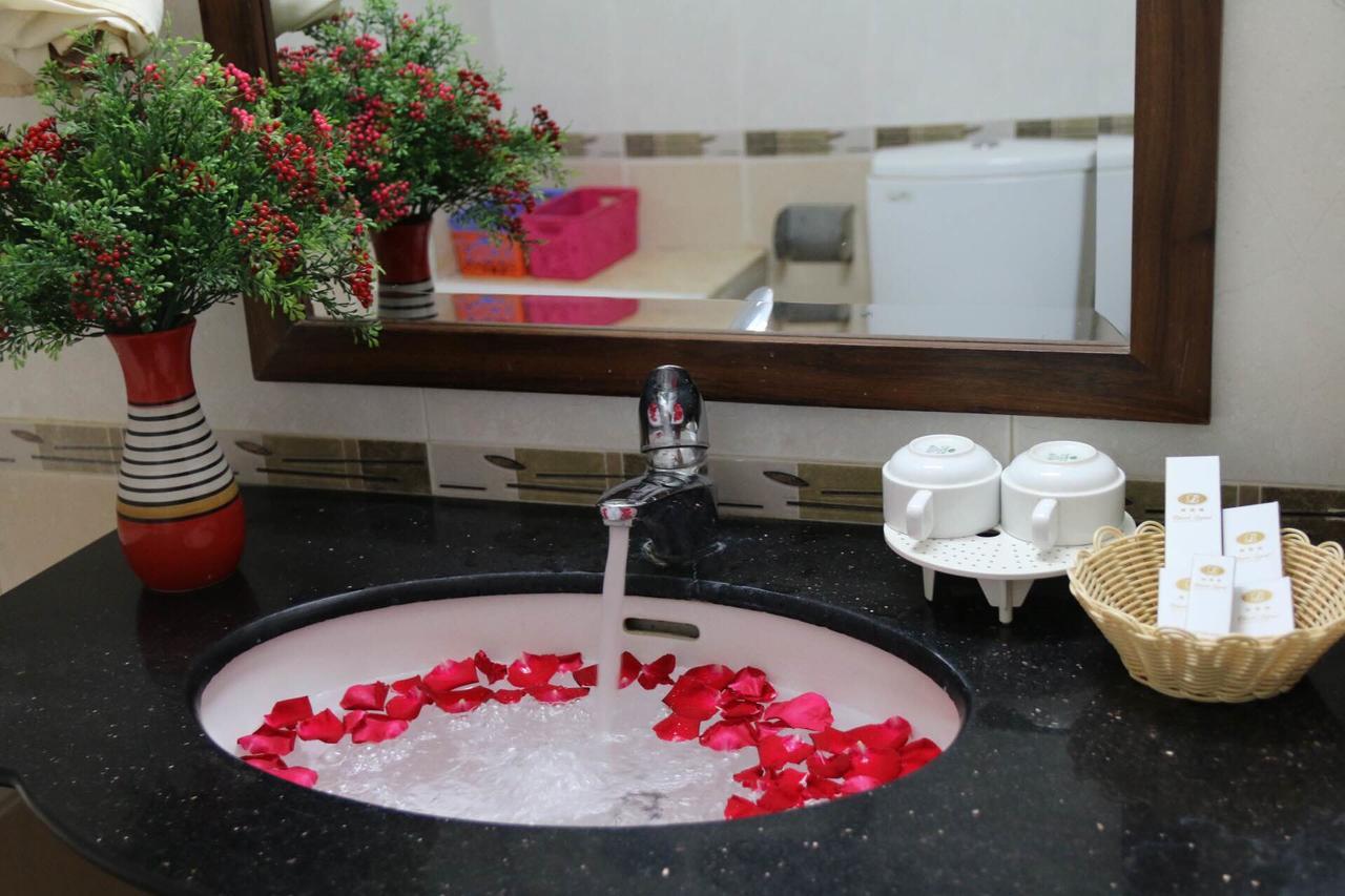 Hanoi Capital Hotel Екстер'єр фото